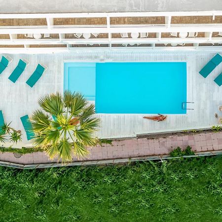Azure Mare Hotel (Adults Only) Hersonissos  Esterno foto